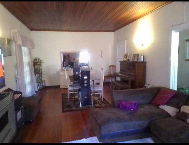 4 BEDROOM HOUSE FOR SALE IN THE HILL